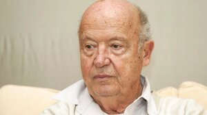 Μίμης Πλέσσας: «Για 65 χρόνια με συντρόφευσε και πλούτισε την ζωή μου σαν πατέρας»