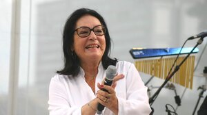 H Νανά Μούσχουρη γιόρτασε τα 90α γενέθλιά της on air