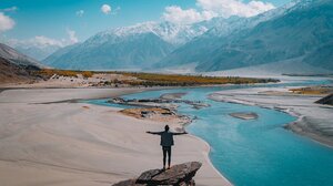 Αναζητείται «CEO» με αμοιβή 15.000 ευρώ για να κάνει διακοπές σε όλο τον κόσμο