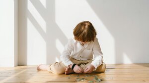 Αυτισμός: Τα πρώτα σημάδια, η διάγνωση και οι δομές υποστήριξης