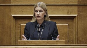 Παρέμβαση της Σέβης Βολουδάκη για την ισόρροπη εκπροσώπηση των φύλων σε υψηλόβαθμες θέσεις