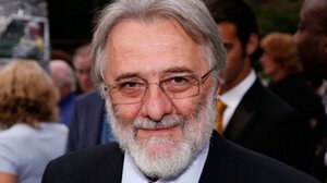 Ο Γιάννης Σμαραγδής αποκάλυψε πως έγινε σκηνοθέτης για να κατακτήσει τη σύζυγό του