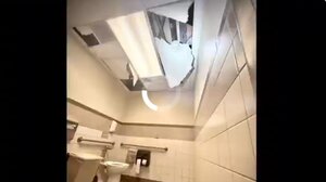 Χαμός σε νοσοκομείο της Καλιφόρνια: Ασθενής μπήκε στο ταβάνι και κόλλησε στην εντατική!