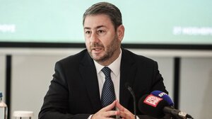 Ανδρουλάκης: Να μπει τέλος στην ασυδοσία των τραπεζών 