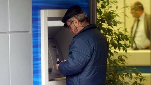 Έρχονται νέα πακέτα με αναδρομικά για τους συνταξιούχους το 2025