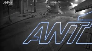 Βίντεο-ντοκουμέντο από τη σύγκρουση λεωφορείου με ΙΧ στη Νίκαια