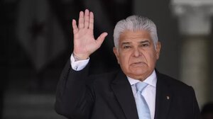 Μουλίνο: «Η διώρυγα είναι και θα παραμείνει υπό τον έλεγχο του Παναμά»