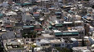 ΕΝΦΙΑ 2025: Ποιοι θα πληρώσουν λιγότερο φόρο - Οι κερδισμένοι και οι χαμένοι