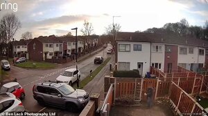 Του έκλεψαν το αυτοκίνητο μπροστά στα μάτια του!