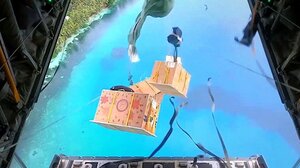 Δώρα από τον ουρανό σε απομακρυσμένα νησιά του Ειρηνικού!