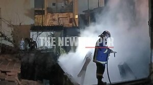 Βόλος: Μεγάλη φωτιά σε σπίτι - Αναφορές για έκρηξη