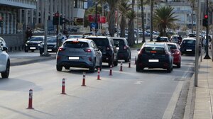 Ηράκλειο: Αλαλούμ με τα κολωνάκια μετά το "μπλόκο" της Αποκεντρωμένης