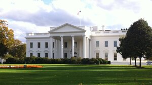 Ο Λευκός Οίκος αυξάνει τα μέτρα προστασίας του Τραμπ στη σκιά της δολοφονίας Κερκ