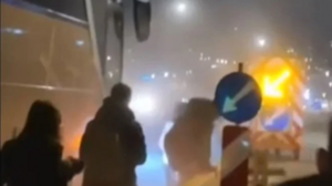 Φωτιά σε λεωφορείο με μαθητές που γυρνούσαν από σχολική εκδρομή 