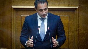 Μ. Σενετάκης: "Δεν μπορούμε να δεχθούμε την πλασματική εικόνα της μιζέριας και της δυστυχίας"