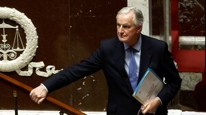 Γαλλία: Υποβάλει παραίτηση ο Μπαρνιέ - Απόψε το διάγγελμα Μακρόν