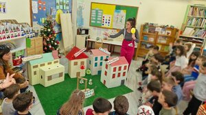  «Μοιράζομαι τη χαρά»: Περισσότεροι από 2.000 μαθητές στις χριστουγεννιάτικες δράσεις του Δήμου Χανίων