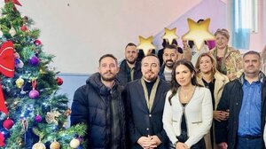 Το ΠΑΣΟΚ μοίρασε δώρα στο Κέντρο Παιδικής Μέριμνας Θηλέων Ηρακλείου