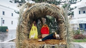 Πάρος: Άρπαξαν το Θείο Βρέφος από τη Φάντη σε κεντρική πλατεία