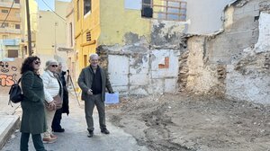 Κατεδαφίσεις σε ετοιμόρροπα κτίρια- Έρχονται στη θέση τους «πάρκα τσέπης»- video