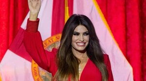 Τηλεφωνική επικοινωνία του αρχιεπισκόπου Αμερικής με την Κίμπερλι Γκιλφόιλ