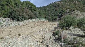 Συνεργείο του Δήμου Βιάννου αποκαθιστά τις ζημιές στο οδικό δίκτυο