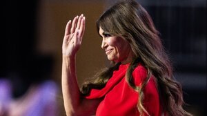 Κίμπερλι Γκίλφοϊλ: Με εικόνα της Παναγίας οι ευχές της προς τους Έλληνες για τον Δεκαπενταύγουστο!