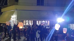 «Στα γιορτινά» ο Ζαρός με τη διπλή φωταγώγηση των Χριστουγεννιάτικων δέντρων