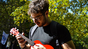 Ο νεαρός δικηγόρος από τα Σφακιά που υπερασπίζεται την κρητική ντοπιολαλιά