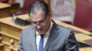 Βουλή: Έντονη αντίδραση από Μάριο Θεμιστοκλέους και Άδωνι Γεωργιάδη κατά του ΣΥΡΙΖΑ για διασώστες ΕΚΑΒ