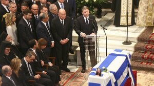 Ανδρουλάκης για Σημίτη: "Η πατρίδα μας τιμά σήμερα τον πρωθυπουργό που έκανε πράξη την ισχυρή Ελλάδα στην Ευρώπη"