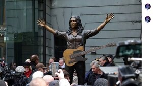 Στο Μπέλφαστ τα αποκαλυπτήρια αγάλματος του Ρόρι Γκάλαχερ