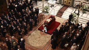 Έως το πρωί της Δευτέρας το σκήνωμα του μακαριστού Αρχιεπισκόπου Αναστάσιου στη Μητρόπολη 