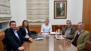 Συνάντηση Περιφερειάρχη Κρήτης με τον Δήμαρχο Αγίου Βασιλείου