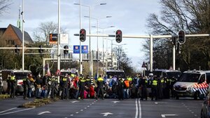 Ολλανδία: Συνελήφθησαν εκατοντάδες διαδηλωτές για το κλίμα