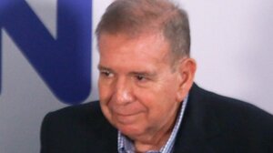 Η Βενεζουέλα προσφέρει αμοιβή 100.000 δολαρίων για τη σύλληψη του Γκονσάλες Ουρούτια