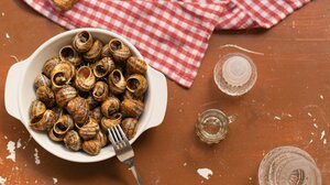 10 ταβέρνες του Ρεθύμνου που «μυρίζουν» παράδοση!