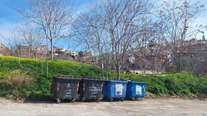 Άμεση παρέμβαση της Υπηρεσίας Καθαριότητας για το σωρό σκουπιδιών κοντά σε παιδικό σταθμό