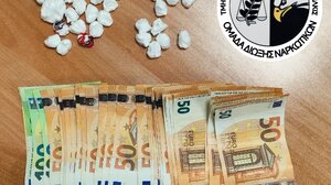 Βρήκαν στο σπίτι του 46 συσκευασίες με κοκαΐνη, χρήματα και ζυγαριά ακριβείας