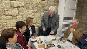 Στην κοπή της Πρωτοχρονιάτικης πίτας του Κοινωνικού Φροντιστηρίου ο Δήμαρχος Ηρακλείου