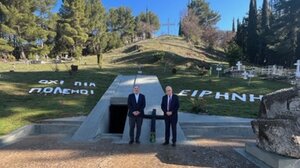 Γιάννης Κουράκης: Προσκύνημα στα μαρτυρικά Καλάβρυτα