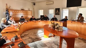 Συνάντηση Μποκέα με το Τοπικό Συμβούλιο Κρουσώνα