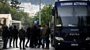 Χρυσοχοΐδης: "Σκληρό το κύκλωμα προστασίας, με την εμπλοκή αστυνομικών " - Οι επισκέψεις της αξιωματικού στο σπίτι του αρχηγού στην Κρήτη