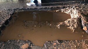 Αυτό δεν είναι λακκούβα, είναι παγίδα θανάτου!