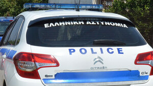 Θεσπρωτία: Μετέφερε παράτυπους μετανάστες και συνελήφθη