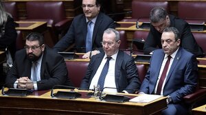 Αναστολή της χρηματοδότησης των «Σπαρτιατών» αποφάσισε η Ολομέλεια της Βουλής