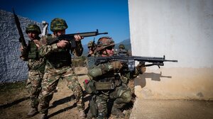 Στρατολογία: Οι γεννημένοι το 2007 καλούνται να καταθέσουν Δελτίο Απογραφής