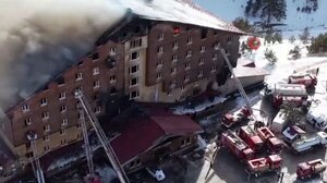 Εθνικό πένθος στην Τουρκία για τα θύματα της πυρκαγιάς σε ξενοδοχείο χιονοδρομικού κέντρου 