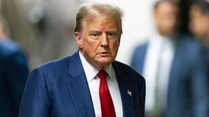 Ο Λευκός Οίκος διαψεύδει το Reuters: Fake news, δεν έχει ληφθεί απόφαση για απέλαση Ουκρανών από τις ΗΠΑ