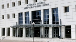Ενίσχυση σχολείων και εκπαιδευτικών που θα συμμετάσχουν στις εξετάσεις της PISA, από το υπ. Παιδείας